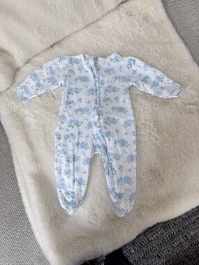 Kissy Kiss Heavenly Footed One-Piece - White with Hydrangea Flower Print-NWOT